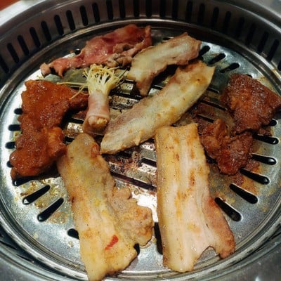 อาหาร หรือ เครื่องดื่ม