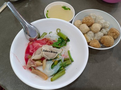 เส้นใหญ่เย็นตาโฟแห้ง