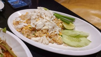 ข้าวผัดปู