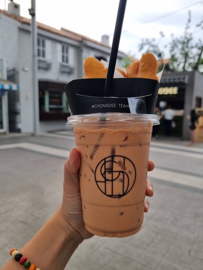 อาหาร หรือ เครื่องดื่ม