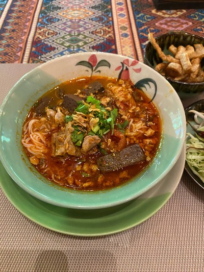 ขนมจีนน้ำเงี้ยว