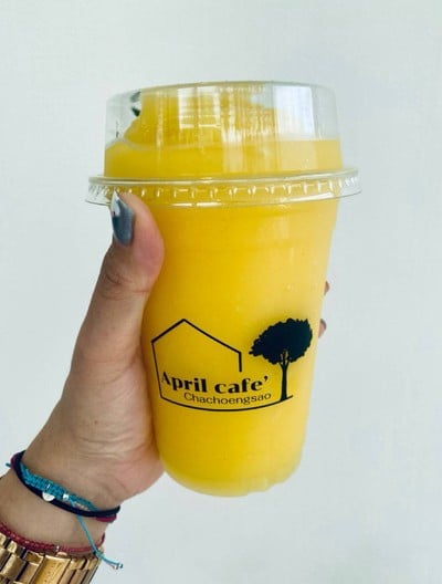 เมนูของร้าน April cafe’