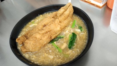 เส้นหมี่ราดหน้าปลา