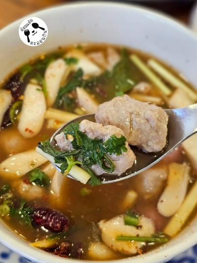 ต้มแซ่บ หมูเด้ง