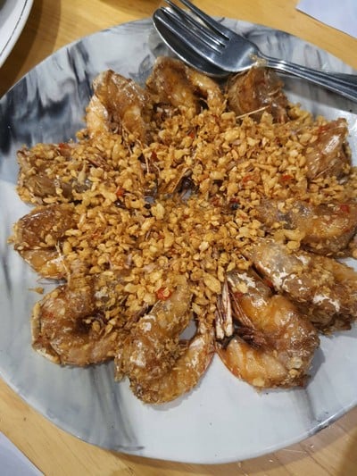 กุ้งผัดพริกเกลือ