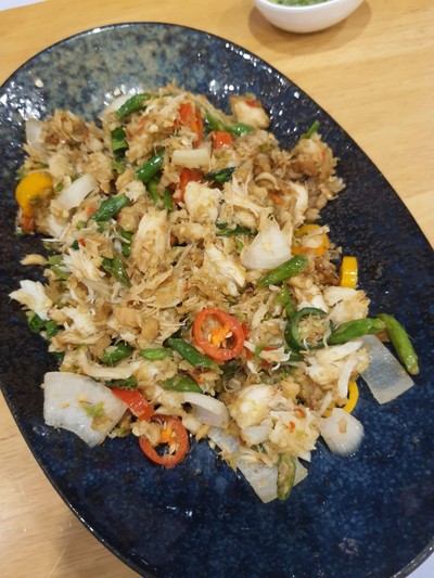 เนื้อปูผัดพริกขี้หนูสด