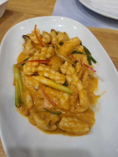 หมึกผัดไข่เค็ม