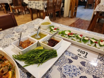 กุ้งแช่น้ำปลา