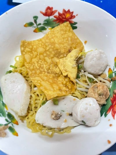 บะหมี่แห้ง
