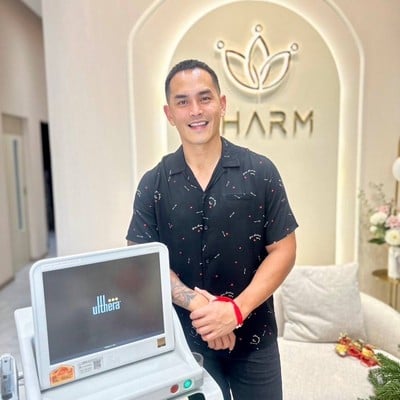 Charm Clinic by Dr.Nok