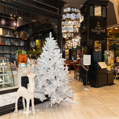 Another Hound Café สยามพารากอน
