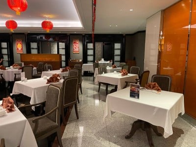 Xin Tian Di Crowne Plaza Bangkok Lumpini Park
