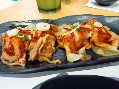 อาหาร หรือ เครื่องดื่ม