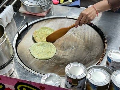 โรตีใบเตย ศาลาแดง