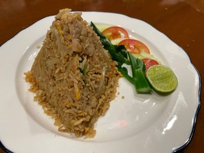 ข้าวผัดรถไฟ