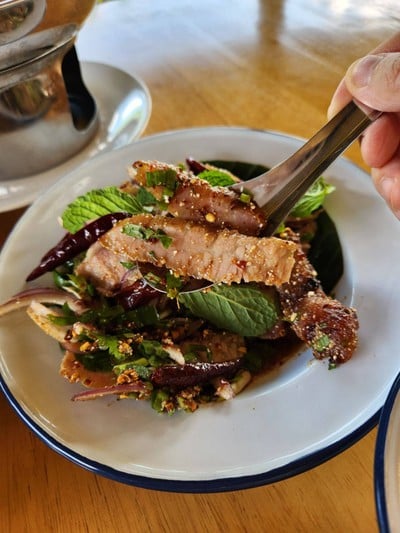 อาหาร หรือ เครื่องดื่ม