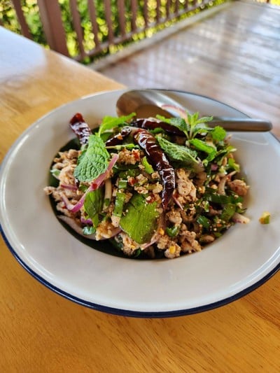 อาหาร หรือ เครื่องดื่ม