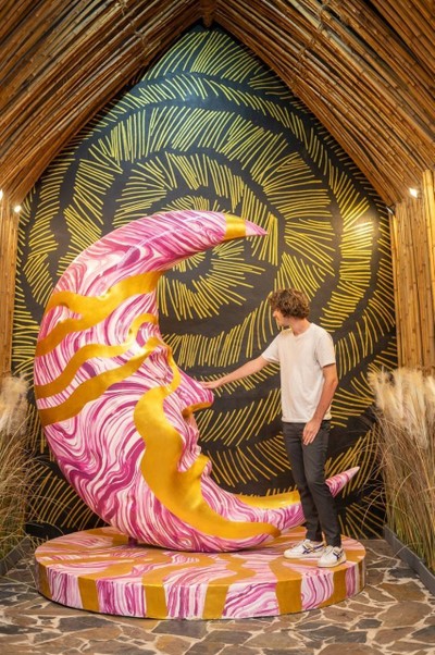 "Love in Museum Pattaya"