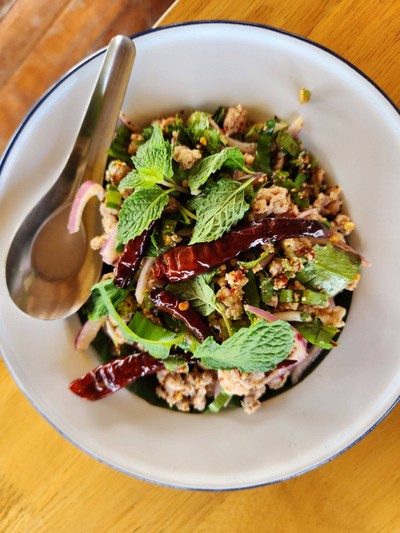 อาหาร หรือ เครื่องดื่ม