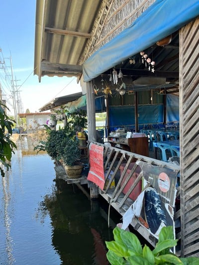 🌅 บรรยากาศร้าน.