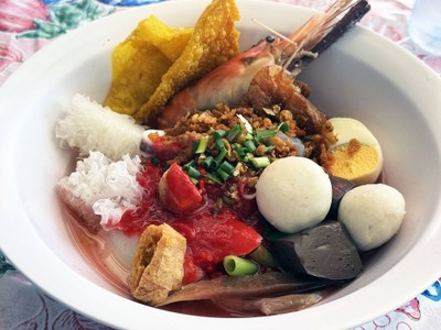 เย็นตาโฟ