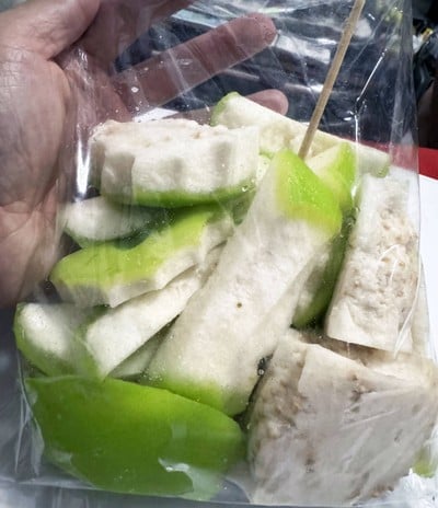 ฝรั่งแช่บ๊วย