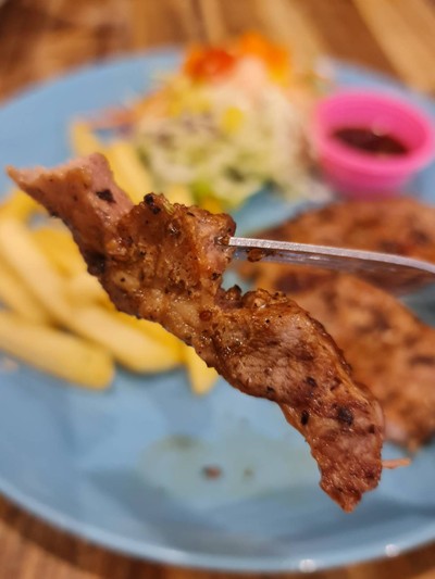 อาหาร หรือ เครื่องดื่ม