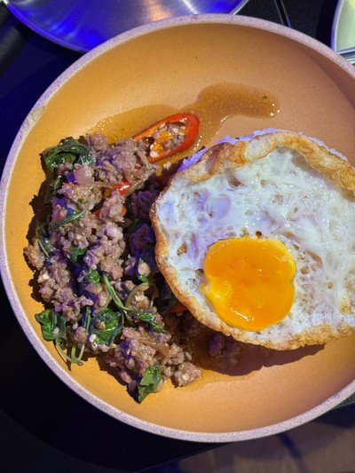 ข้าวราดกระเพราเนื้อวากิว