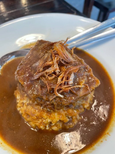 ข้าวแกงกะหรี่ญี่ปุ่นเนื้อ