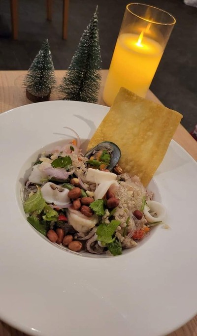 ยำวุ้นเส้นโบราณ