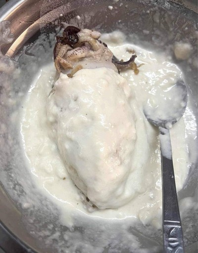 วิธีทำ ปลาหมึกยัดไส้ชุบแป้งทอด 🦑 วิธีทำ ปลาหมึกยัดไส้ชุบแป้งทอด 🦑