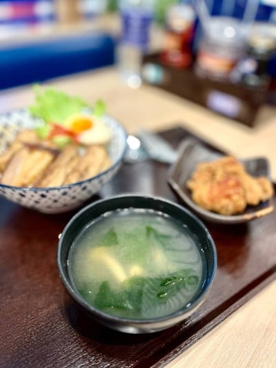 🍲 Miso Soup. (Price 20+ Baht.)