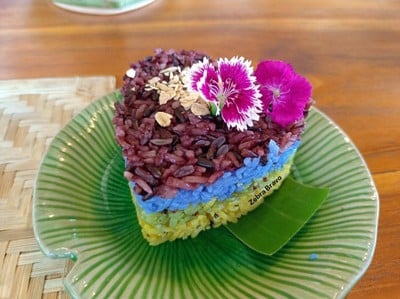 ข้าวสวย 4 สี