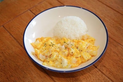 ข้าวไข่ขยี้กุ้ง