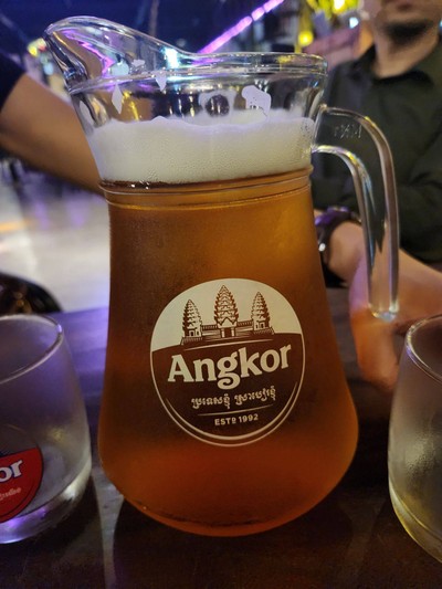 อาหาร หรือ เครื่องดื่ม