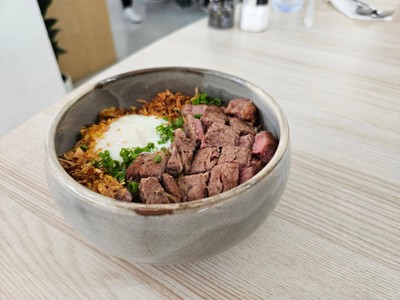 Blanc Café & Eatery