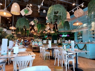 Audrey Cafe เซ็นทรัลพลาซ่า ลาดพร้าว ชั้น 4