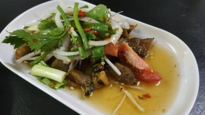 อาหาร หรือ เครื่องดื่ม