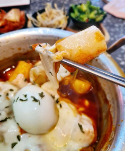 TTEOKBOKKI