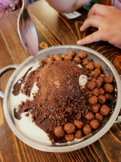 อาหาร หรือ เครื่องดื่ม