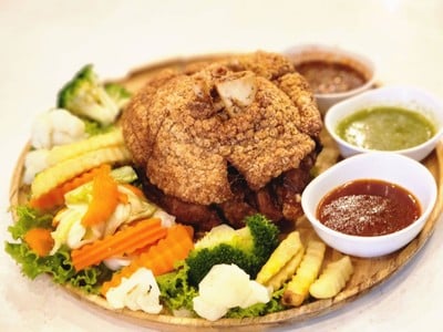 เมนูของร้าน อร่อย Together Restuarant & Karaoke