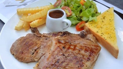 CHA-FÉ ปั้มเชลล์ ข้างโรงเรียนสำเร็จ