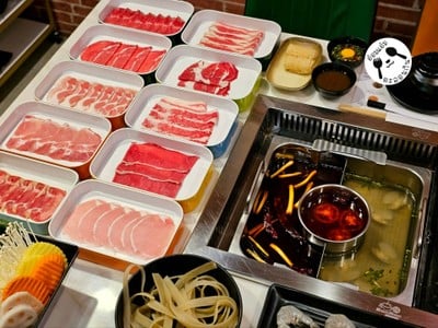 อาหาร หรือ เครื่องดื่ม