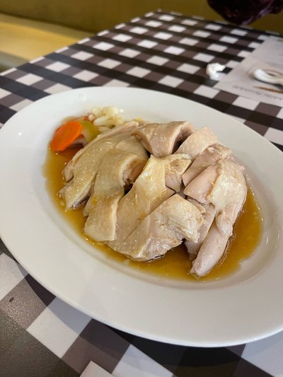 ไก่ต้นตำรับส่วนน่องสะโพก