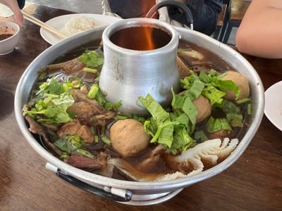 เมนูของร้าน สนธยา ก๋วยเตี๋ยวเนื้อตุ๋น หมูตุ๋น สนธยา ดอนเมือง ก๋วยเตี๋ยวเนื้อตุ๋น หมูตุ๋น