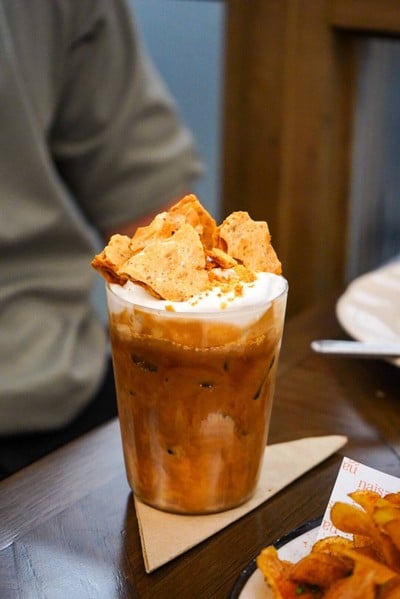 Nais พร้อมพงษ์