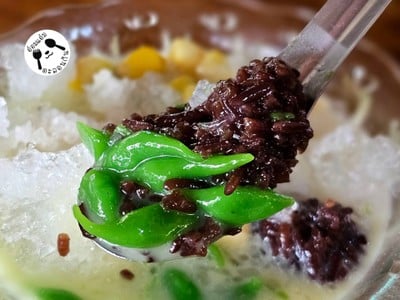 ลุกชิด+ลอดช่อง+ ข้าวเหนี่ยวถั่วดำ(รวมทุกอย่าง)