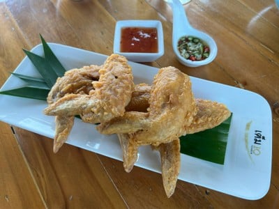 ปีกไก่ทอดเกลือ