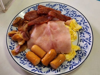 เมนูของร้าน On Lok Yun (ออน ล๊อก หยุ่น)