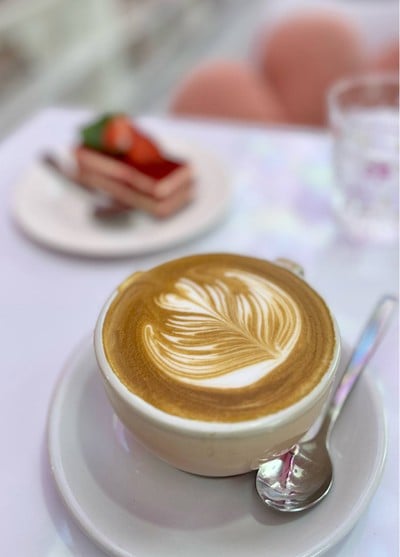 ☕️ Hot Latte. (Price 60 Baht.)